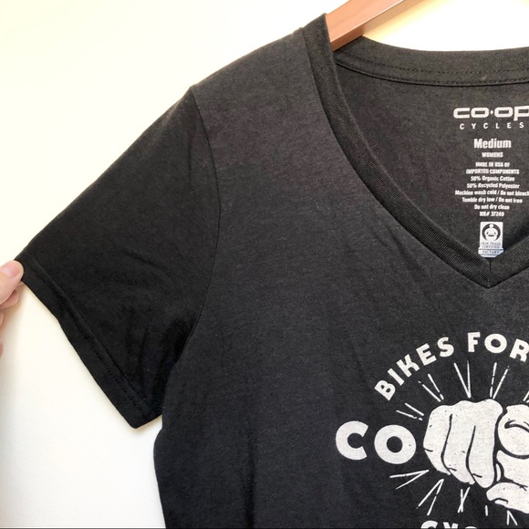 REI Co-Op bicycle top NWOT - Picture 4 of 7